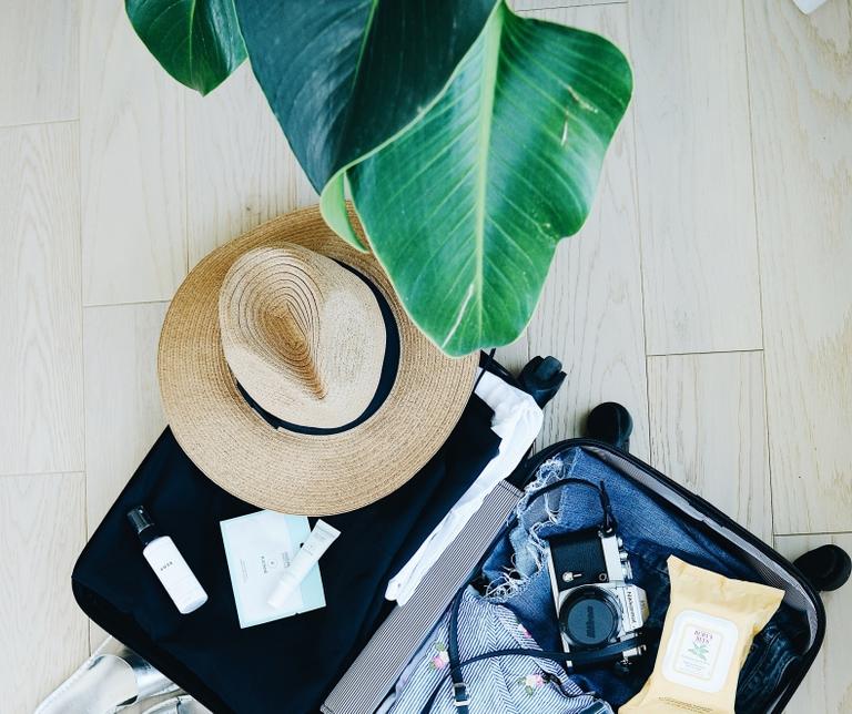 Travel beauty: I fly a lot and here are the 5 things you’ll ALWAYS find in my hand luggage Travel beauty: I fly a lot and here are the 5 things you’ll ALWAYS find in my hand luggage
