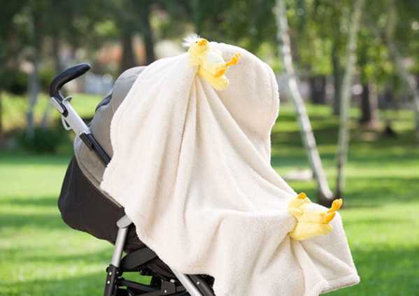 Summer safety: Here is why you should NEVER drape a blanket over your child’s stroller Summer safety: Here is why you should NEVER drape a blanket over your child’s stroller