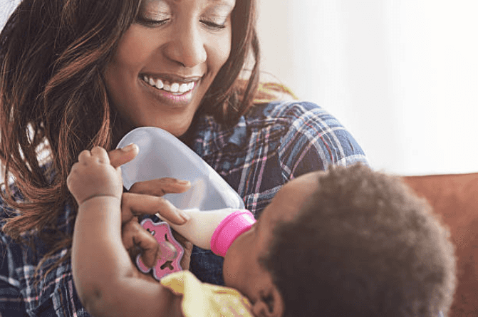 Mum worried she will be shamed for feeding her baby formula