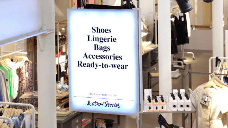 The & Other Stories sale is finally here and we’ve fallen hard for this €30 midi skirt The & Other Stories sale is finally here and we’ve fallen hard for this €30 midi skirt