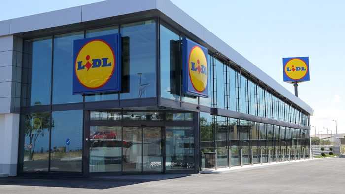 Couple featured in Lidl ad considering leaving Ireland after being subject to abuse Couple featured in Lidl ad considering leaving Ireland after being subject to abuse