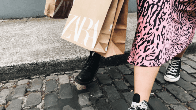 We’re running to Zara to pick up this gorgeous €30 jumper We’re running to Zara to pick up this gorgeous €30 jumper