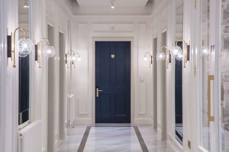 Romantic break it is! The hotel package that includes a complimentary late check-out Romantic break it is! The hotel package that includes a complimentary late check-out