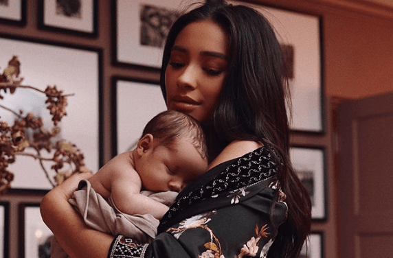 Shay Mitchell has revealed her daughter’s name for the first time, and it’s so unique Shay Mitchell has revealed her daughter’s name for the first time, and it’s so unique