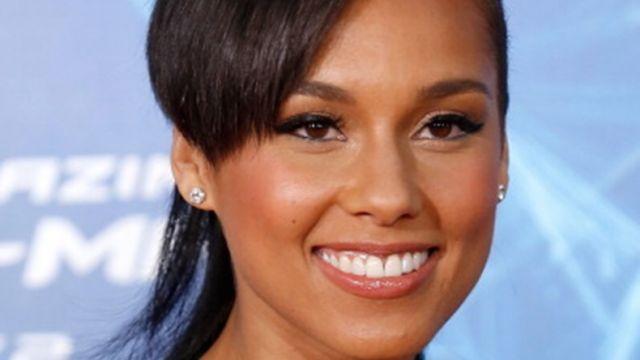 Alicia Keys posts a video saying that we need to put an end to gender stereotypes Alicia Keys posts a video saying that we need to put an end to gender stereotypes