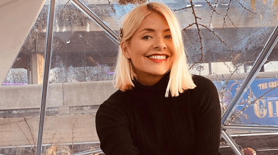 Holly Willoughby’s gorgeous Oasis dress is sure to sell out immediately Holly Willoughby’s gorgeous Oasis dress is sure to sell out immediately