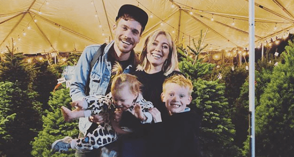 Hilary Duff’s photo of her children meeting Santa may be our favourite one ever Hilary Duff’s photo of her children meeting Santa may be our favourite one ever
