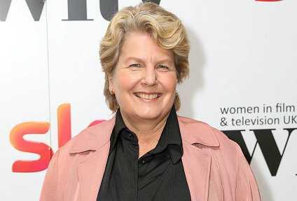 Sandi Toksvig has quit the Great British Bake Off after hosting the show for two years Sandi Toksvig has quit the Great British Bake Off after hosting the show for two years