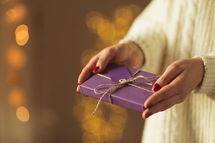 Woman heartbroken as mother-in-law gives her baby supplies… even though she has no kids Woman heartbroken as mother-in-law gives her baby supplies… even though she has no kids