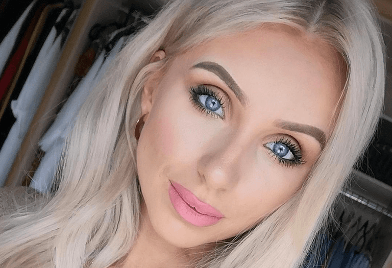 Rosie Connolly just wore the most gorgeous €25 blazer from Penneys, and we need it Rosie Connolly just wore the most gorgeous €25 blazer from Penneys, and we need it