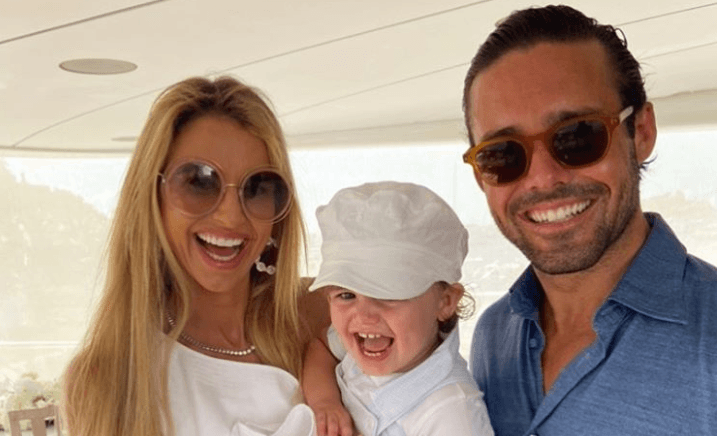 Vogue Williams praises her brave son Theodore after an ‘accident’ in St. Barts Vogue Williams praises her brave son Theodore after an ‘accident’ in St. Barts