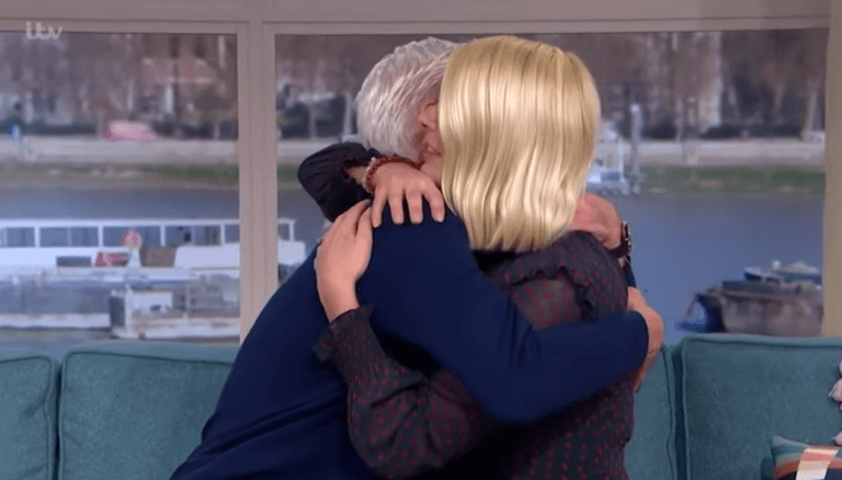 We’re honestly bawling watching Holly Willoughby interview Philip Schofield about coming out as gay We’re honestly bawling watching Holly Willoughby interview Philip Schofield about coming out as gay