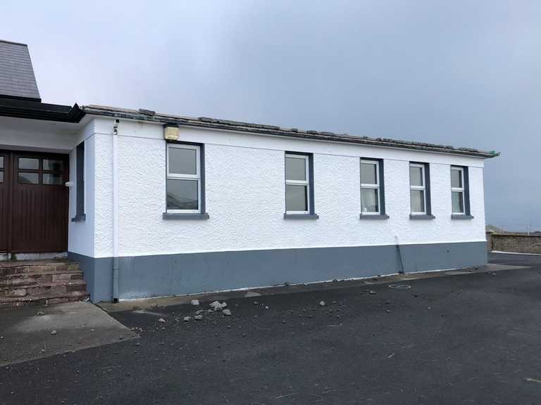 Severe winds blow the roof off a national school in Mayo Severe winds blow the roof off a national school in Mayo