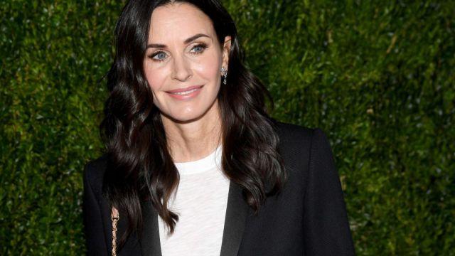 Courteney Cox shares photo of both her daughter and herself at their first dance Courteney Cox shares photo of both her daughter and herself at their first dance