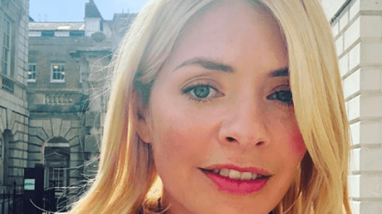 We just love Holly Willoughby’s gorgeous dress and it’s from & Other Stories We just love Holly Willoughby’s gorgeous dress and it’s from & Other Stories