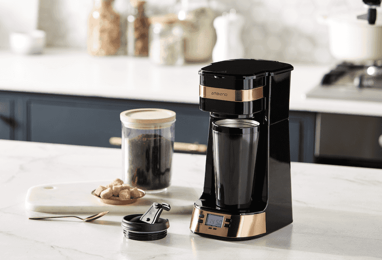 Aldi is selling a €20 coffee machine that’s designed to “Brew and Go” Aldi is selling a €20 coffee machine that’s designed to “Brew and Go”