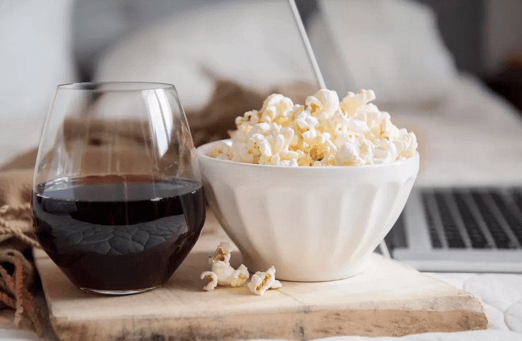 Level 3 life: 3 virtual date nights to try out (while waiting for normality) Level 3 life: 3 virtual date nights to try out (while waiting for normality)