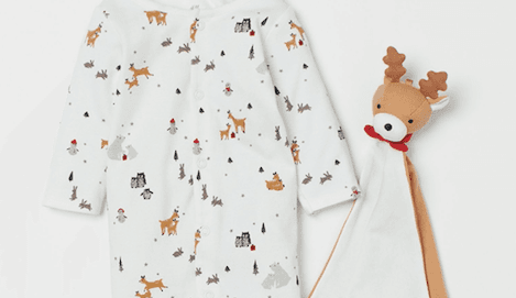 H&M Baby has just launched their Christmas collection – and it is SO festive H&M Baby has just launched their Christmas collection – and it is SO festive
