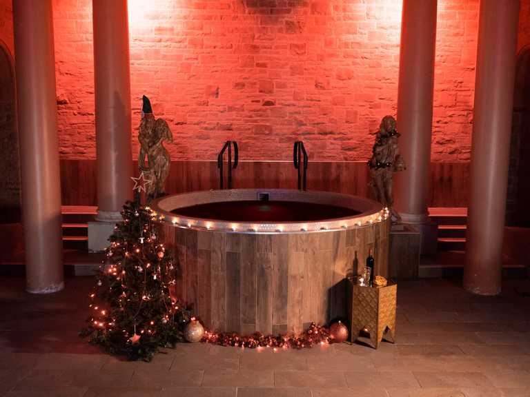 You can now go on mulled wine spa days, with baths of real wine You can now go on mulled wine spa days, with baths of real wine