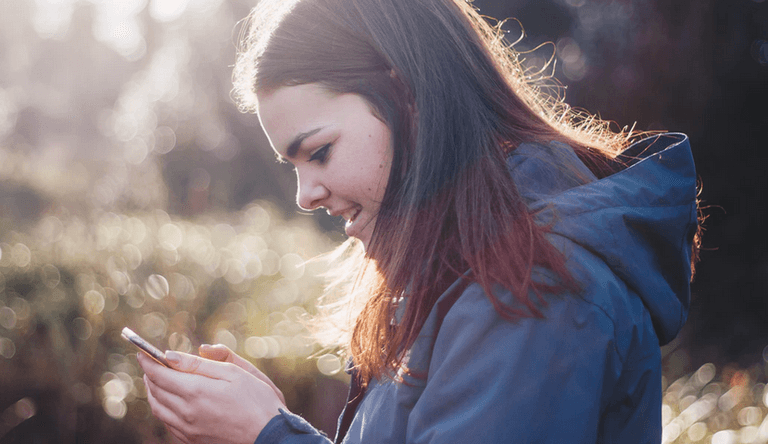 A 10-year study just proved a dangerous link between teens and social media A 10-year study just proved a dangerous link between teens and social media