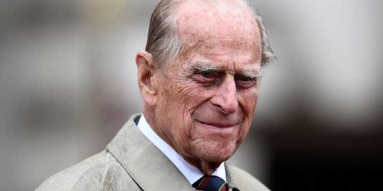 Prince Philip admitted to hospital after “feeling unwell” Prince Philip admitted to hospital after “feeling unwell”