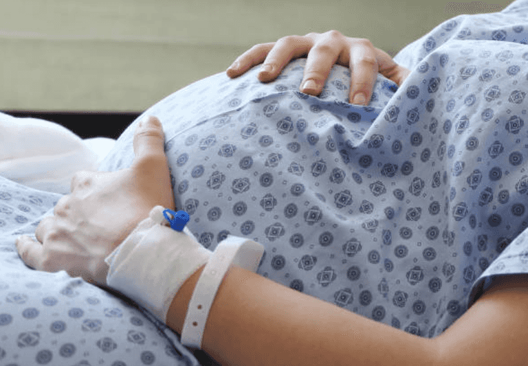 Pregnant women to be offered faster access to vaccine under new recommendation Pregnant women to be offered faster access to vaccine under new recommendation