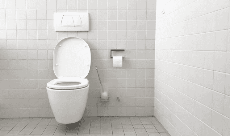 One mum has a very simple trick for getting her boys to stop peeing on the floor One mum has a very simple trick for getting her boys to stop peeing on the floor