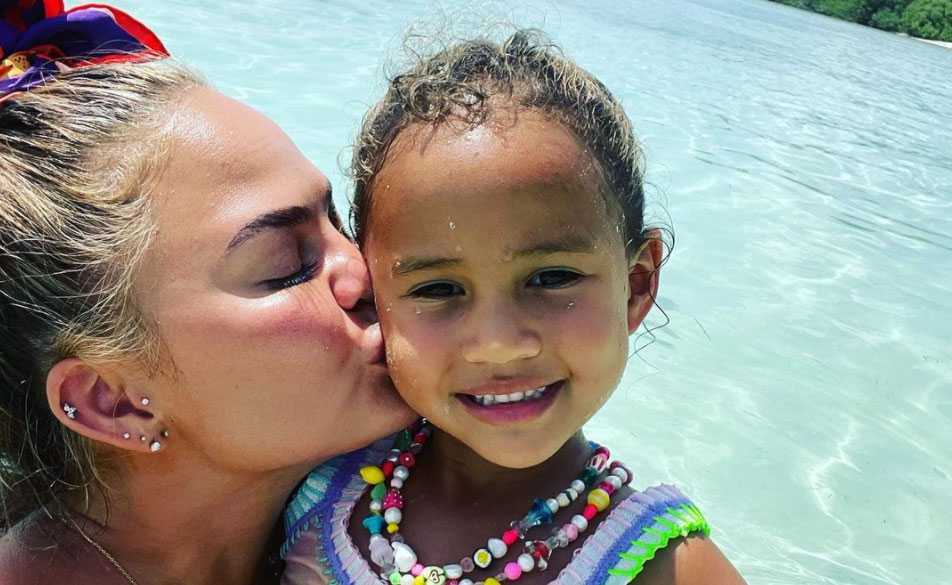 Chrissy Teigen explains why she posts more photos of her daughter than her son