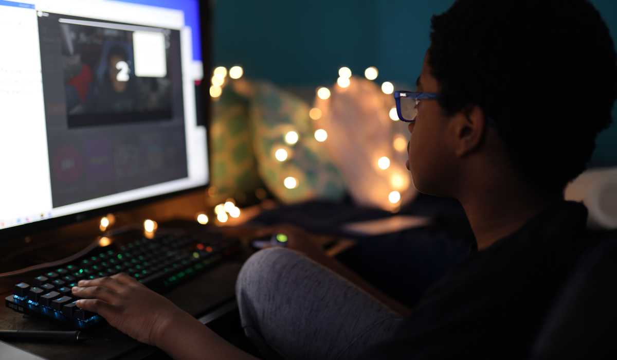 How ‘Internet Safety’ talks have become the new stranger danger talks for parents