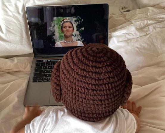 Billie Lourd shares photo of her baby dressed as Leia and our hearts Billie Lourd shares photo of her baby dressed as Leia and our hearts