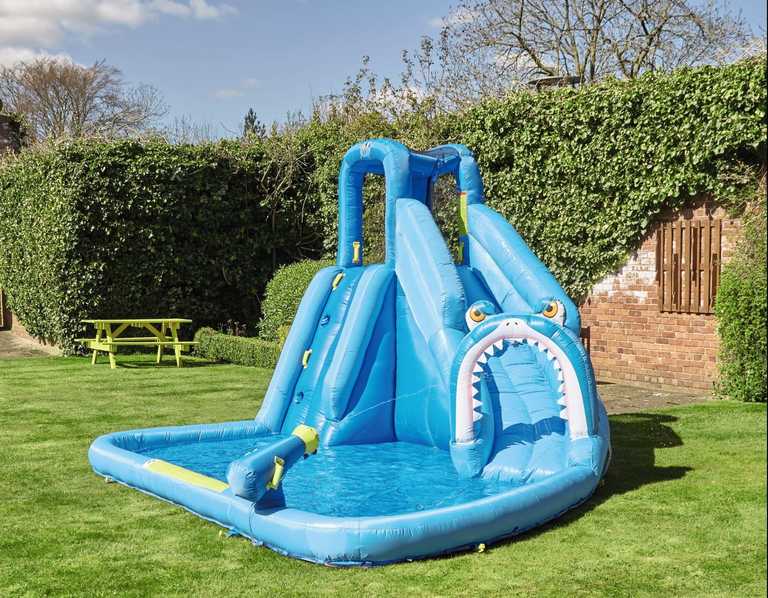 Aldi’s new garden collection includes massive waterpark and 14ft rattan pool Aldi’s new garden collection includes massive waterpark and 14ft rattan pool