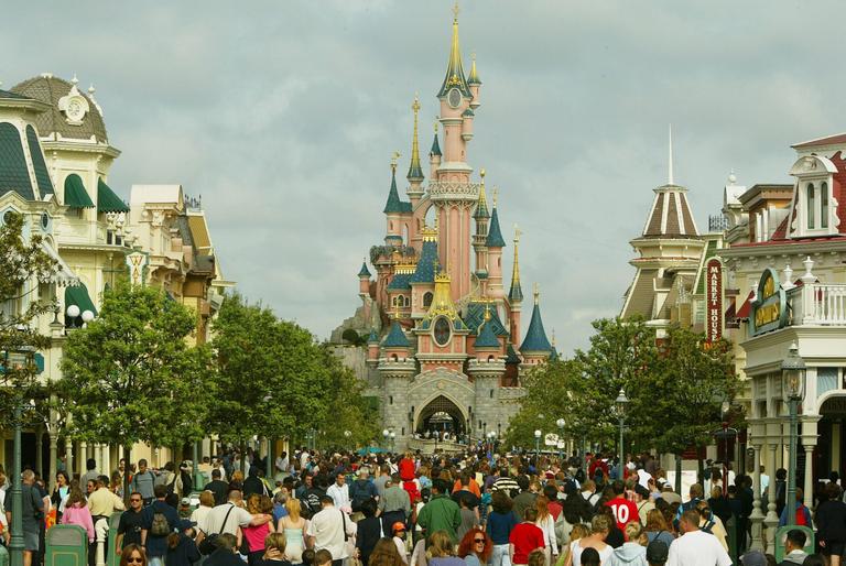 Disneyland Paris apologises for telling mother to stop breastfeeding Disneyland Paris apologises for telling mother to stop breastfeeding