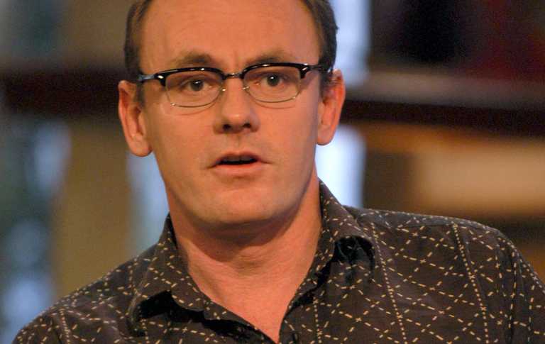 Jimmy Carr leads tributes to comedian Sean Lock, who has died aged 58 Jimmy Carr leads tributes to comedian Sean Lock, who has died aged 58