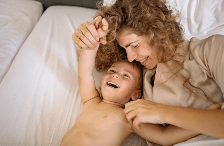 Paediatrician says children should ‘share a bed with mum’ until the age of three Paediatrician says children should ‘share a bed with mum’ until the age of three