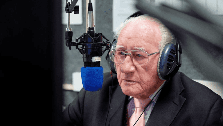 91-year-old Irishman is one of the oldest DJs spinning on UK radio 91-year-old Irishman is one of the oldest DJs spinning on UK radio