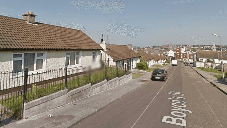 Gardaí issue urgent appeal after elderly man and woman threatened at knife point during burglary Gardaí issue urgent appeal after elderly man and woman threatened at knife point during burglary