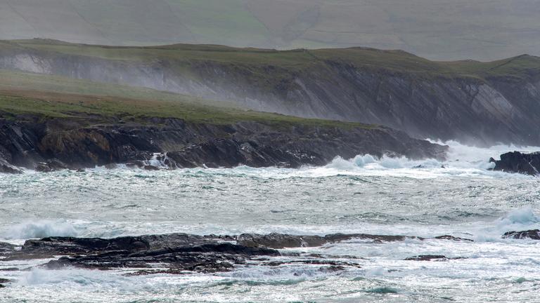Storm Dudley: Status Orange and Status Yellow warnings issued for multiple counties Storm Dudley: Status Orange and Status Yellow warnings issued for multiple counties