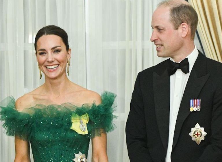 Duchess of Cambridge stuns in deep green ballgown during royal tour Duchess of Cambridge stuns in deep green ballgown during royal tour