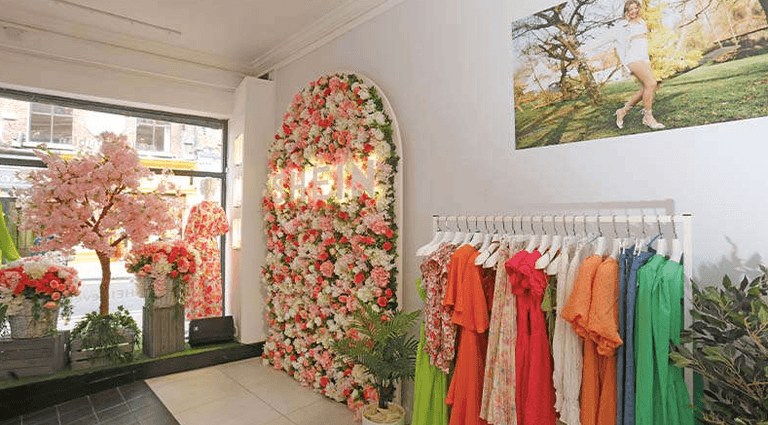 SHEIN opens a pop-up showroom in Dublin – but hurry, it’s just until Sunday SHEIN opens a pop-up showroom in Dublin – but hurry, it’s just until Sunday