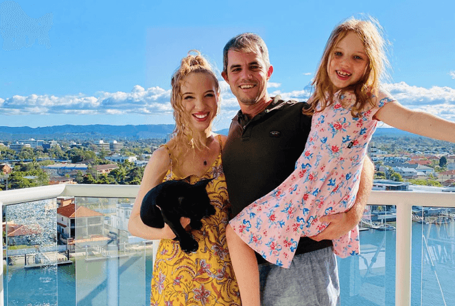 Woman in over £100k worth of debt from fertility treatments is pregnant at 47 Woman in over £100k worth of debt from fertility treatments is pregnant at 47