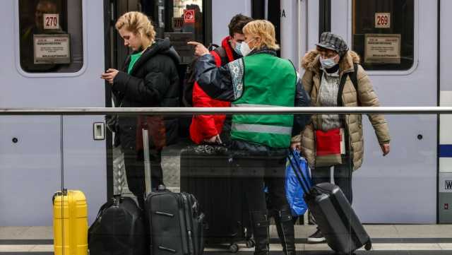 Up to €400 a month to be offered to Irish households hosting Ukrainian refugees Up to €400 a month to be offered to Irish households hosting Ukrainian refugees