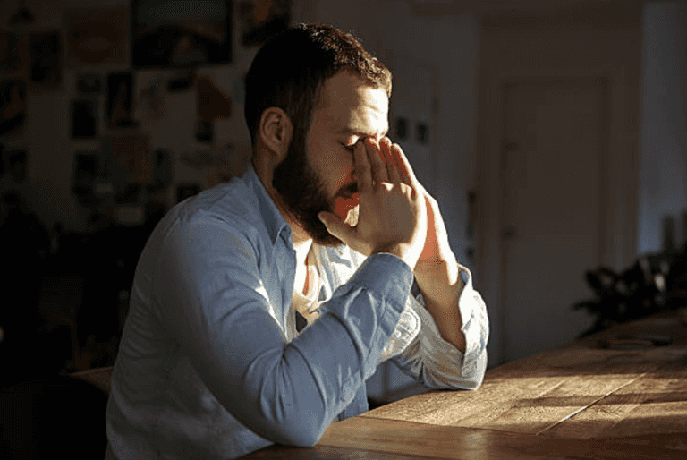 Woman left furious as boyfriend signs her up for “etiquette lessons” before meeting parents Woman left furious as boyfriend signs her up for “etiquette lessons” before meeting parents