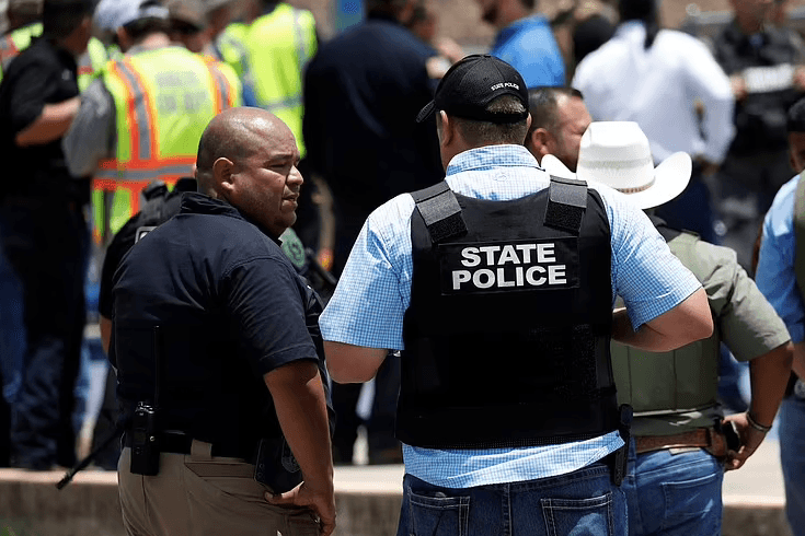 Breaking: 14 primary school children and teacher shot dead in Texas school massacre Breaking: 14 primary school children and teacher shot dead in Texas school massacre