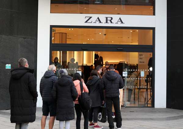 You will now have to pay to return your clothes to Zara You will now have to pay to return your clothes to Zara
