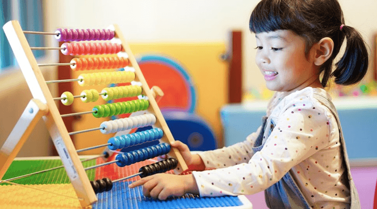 Sinn Féin announces plans to cut childcare fees by two thirds Sinn Féin announces plans to cut childcare fees by two thirds