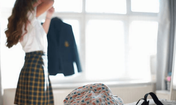 Dublin mum reveals €2000 price tag of sending three kids back to school now Dublin mum reveals €2000 price tag of sending three kids back to school now