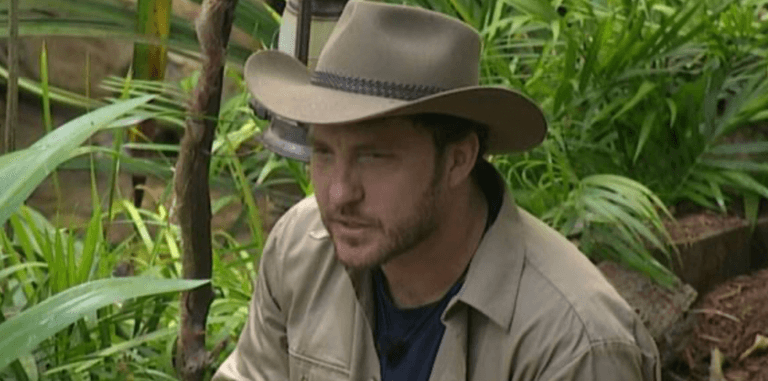 Seann Walsh addresses Strictly kiss on I’m A Celeb Seann Walsh addresses Strictly kiss on I’m A Celeb