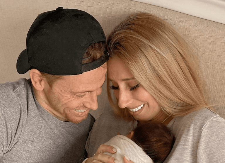 She’s here! Stacey Solomon shares the first photos of her baby girl She’s here! Stacey Solomon shares the first photos of her baby girl
