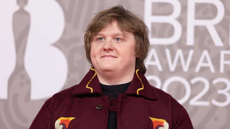 “I’ve not been very well”: Lewis Capaldi shares health update “I’ve not been very well”: Lewis Capaldi shares health update