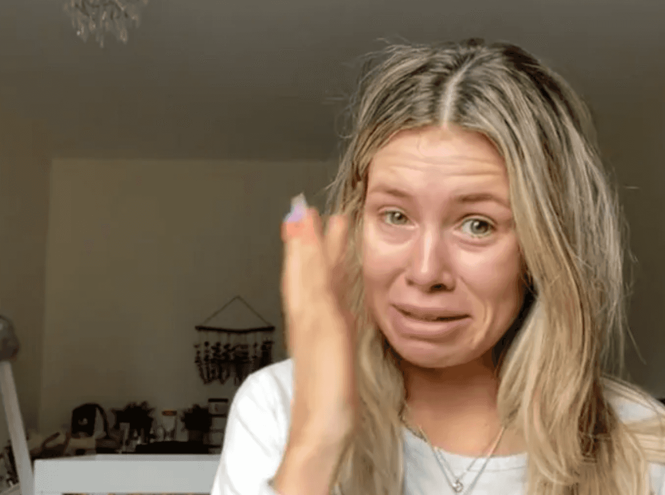 Influencer mum breaks down after trolls target her baby’s name
